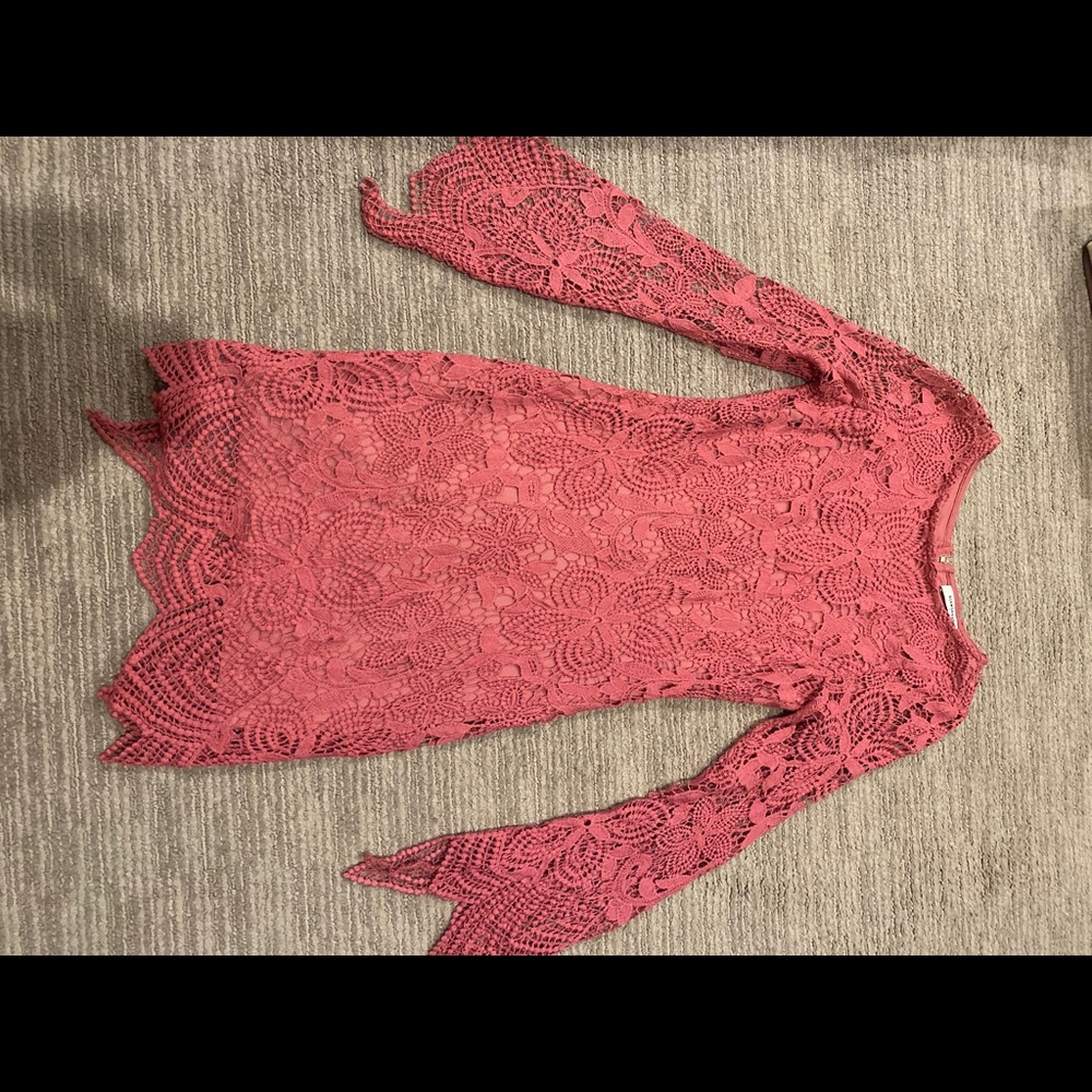 Rose lace long sleeve dress